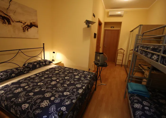 Πανσιόν Centrostorico 3*